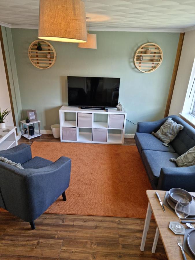 Lovely 2 Bedroom Serviced Apartment With Parking Mansfield Eksteriør billede